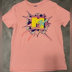 Light pink mtv graphic tee